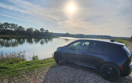 BMW i3 I01 рестайлинг, 2018 год, 2 590 000 рублей, 12 фотография