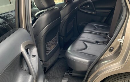 Toyota RAV4, 2011 год, 1 850 000 рублей, 8 фотография