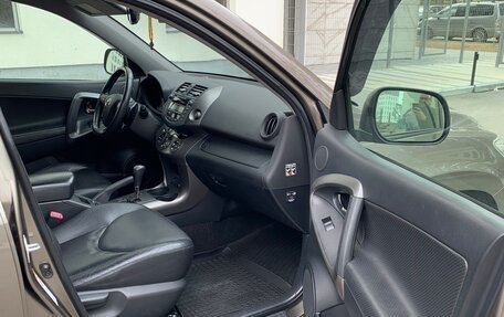 Toyota RAV4, 2011 год, 1 850 000 рублей, 9 фотография