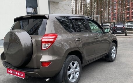 Toyota RAV4, 2011 год, 1 850 000 рублей, 5 фотография