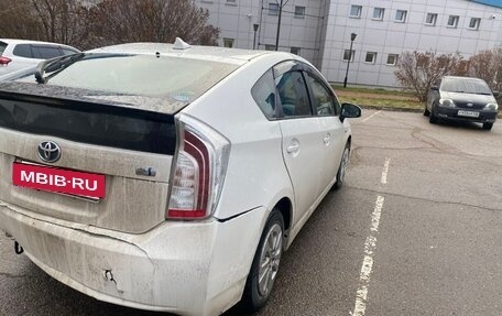 Toyota Prius, 2012 год, 950 000 рублей, 4 фотография