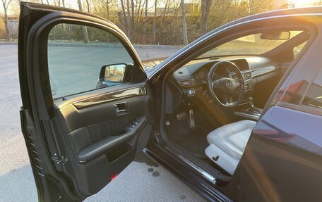 Mercedes-Benz E-Класс, 2011 год, 1 070 000 рублей, 9 фотография