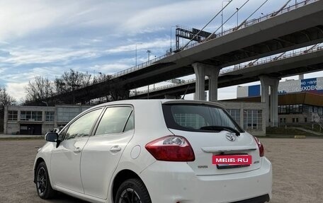 Toyota Auris II, 2011 год, 1 300 000 рублей, 3 фотография