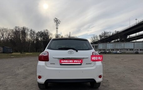 Toyota Auris II, 2011 год, 1 300 000 рублей, 4 фотография