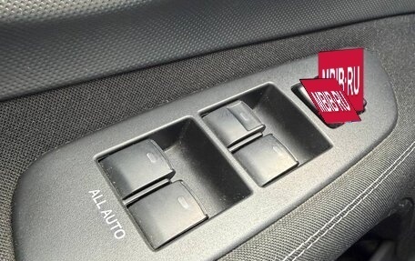 Toyota Auris II, 2011 год, 1 300 000 рублей, 16 фотография