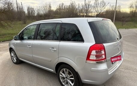 Opel Zafira B, 2010 год, 580 000 рублей, 7 фотография