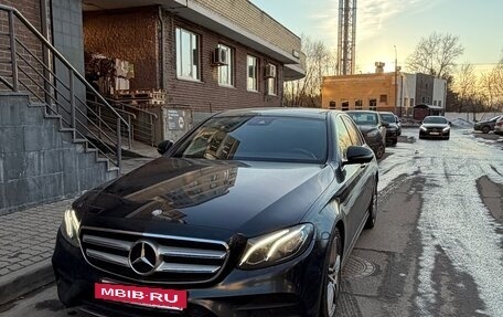 Mercedes-Benz E-Класс, 2016 год, 2 500 000 рублей, 4 фотография