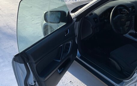 Subaru Outback III, 2004 год, 1 350 000 рублей, 21 фотография