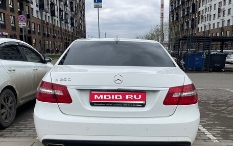 Mercedes-Benz E-Класс, 2013 год, 1 850 000 рублей, 6 фотография