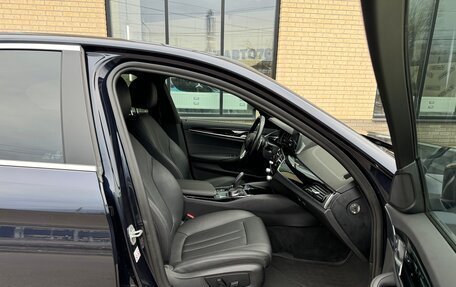 BMW 5 серия, 2019 год, 2 850 000 рублей, 24 фотография