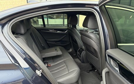 BMW 5 серия, 2019 год, 2 850 000 рублей, 28 фотография