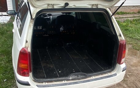 Ford Focus IV, 2004 год, 80 000 рублей, 3 фотография