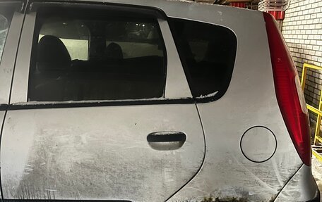 Mitsubishi Colt VI рестайлинг, 2005 год, 80 000 рублей, 16 фотография