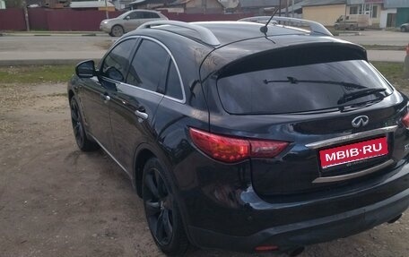 Infiniti FX II, 2011 год, 1 850 000 рублей, 1 фотография