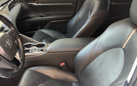 Toyota Camry, 2020 год, 2 520 000 рублей, 12 фотография