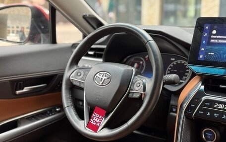 Toyota Venza, 2022 год, 4 700 000 рублей, 15 фотография