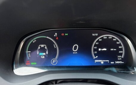 Toyota Venza, 2022 год, 4 700 000 рублей, 30 фотография