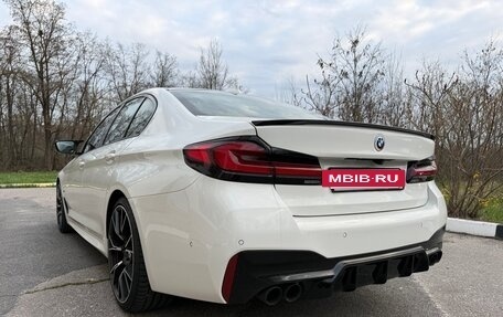 BMW 5 серия, 2021 год, 5 050 000 рублей, 5 фотография