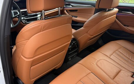 BMW 5 серия, 2021 год, 5 050 000 рублей, 13 фотография