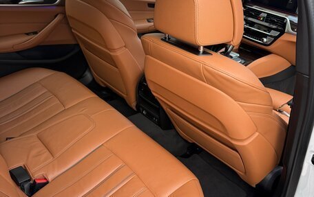 BMW 5 серия, 2021 год, 5 050 000 рублей, 14 фотография