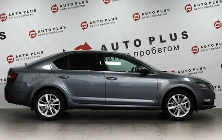 Skoda Octavia, 2019 год, 1 880 000 рублей, 6 фотография