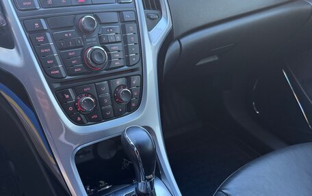 Opel Astra J, 2013 год, 1 050 000 рублей, 5 фотография