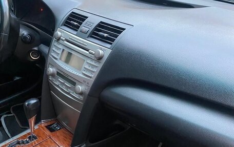 Toyota Camry, 2010 год, 1 100 000 рублей, 7 фотография