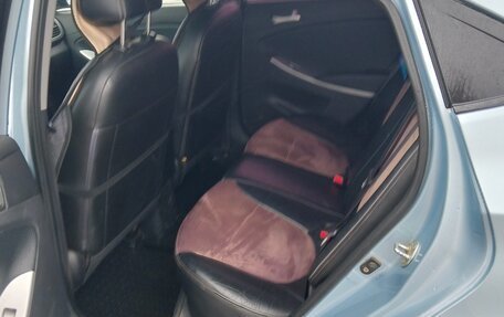 Hyundai Solaris II рестайлинг, 2011 год, 730 000 рублей, 6 фотография