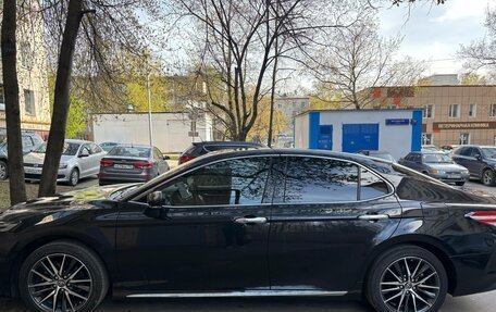 Toyota Camry, 2023 год, 3 530 000 рублей, 10 фотография