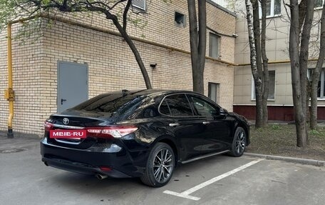 Toyota Camry, 2023 год, 3 530 000 рублей, 7 фотография