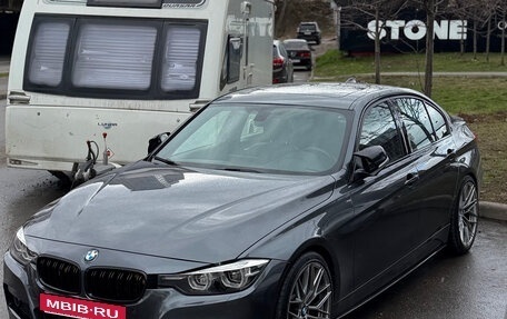 BMW 3 серия, 2018 год, 2 800 000 рублей, 1 фотография