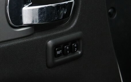 Nissan Pathfinder, 2010 год, 1 190 000 рублей, 16 фотография