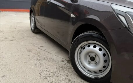 Hyundai Solaris II рестайлинг, 2015 год, 900 000 рублей, 3 фотография