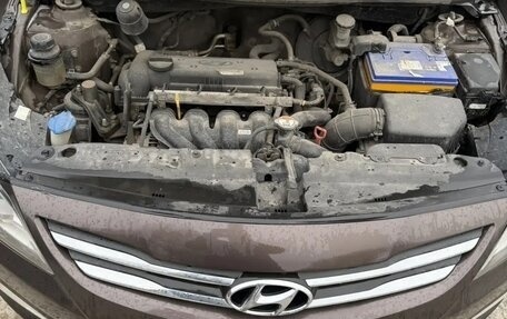 Hyundai Solaris II рестайлинг, 2015 год, 900 000 рублей, 12 фотография