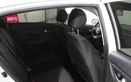 KIA Rio IV, 2021 год, 1 825 000 рублей, 17 фотография