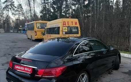 Mercedes-Benz E-Класс, 2015 год, 1 890 000 рублей, 5 фотография