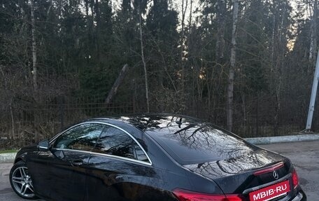 Mercedes-Benz E-Класс, 2015 год, 1 890 000 рублей, 6 фотография