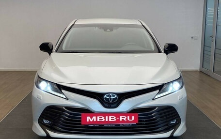 Toyota Camry, 2018 год, 2 560 000 рублей, 2 фотография