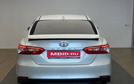 Toyota Camry, 2018 год, 2 560 000 рублей, 5 фотография