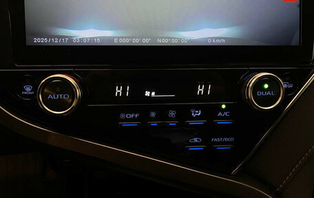 Toyota Camry, 2018 год, 2 560 000 рублей, 20 фотография