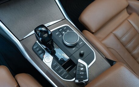 BMW 3 серия, 2019 год, 5 990 000 рублей, 16 фотография