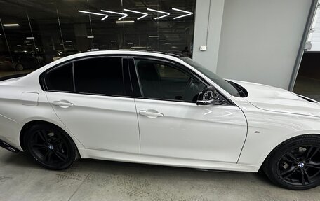 BMW 3 серия, 2016 год, 2 200 000 рублей, 3 фотография