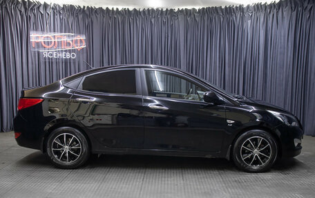 Hyundai Solaris II рестайлинг, 2015 год, 1 298 000 рублей, 4 фотография