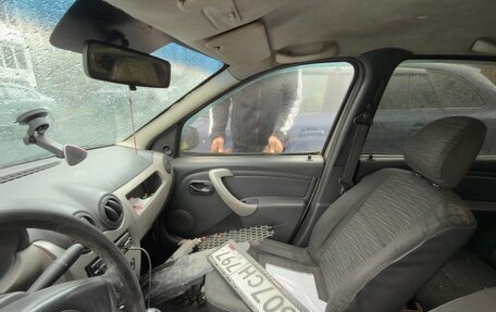 Renault Logan I, 2011 год, 120 000 рублей, 7 фотография