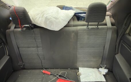 Renault Logan I, 2011 год, 120 000 рублей, 10 фотография