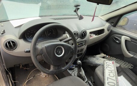 Renault Logan I, 2011 год, 120 000 рублей, 13 фотография