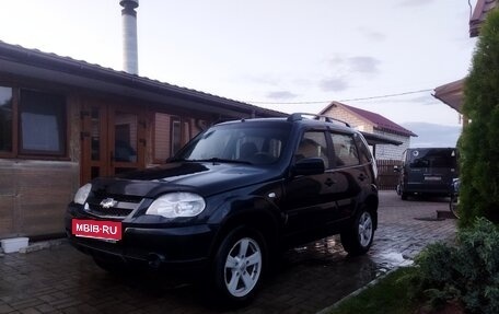 Chevrolet Niva I рестайлинг, 2013 год, 450 000 рублей, 1 фотография