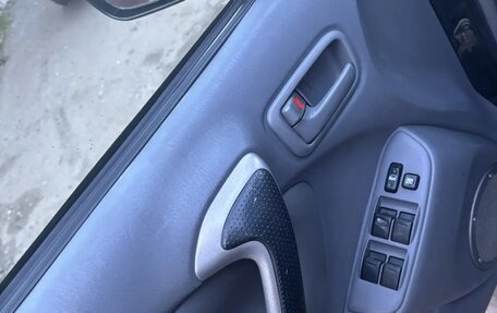 Toyota RAV4, 2003 год, 598 000 рублей, 13 фотография