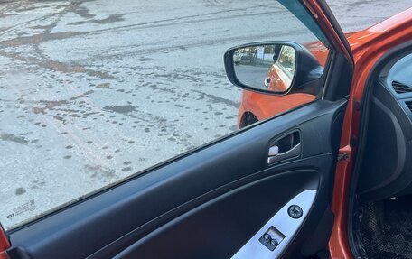 Hyundai Solaris II рестайлинг, 2015 год, 975 000 рублей, 10 фотография