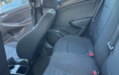 Hyundai Solaris II рестайлинг, 2015 год, 975 000 рублей, 14 фотография